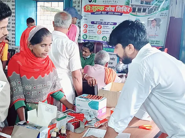 Health Camp Moments – Jharkhand Health Care Hospital – photo 3
